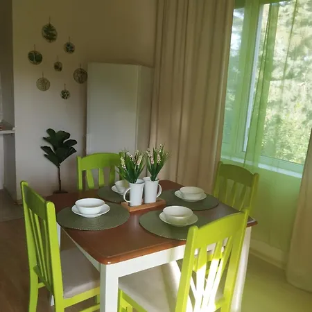Апартамент Дени Appartamento Byala (Varna)